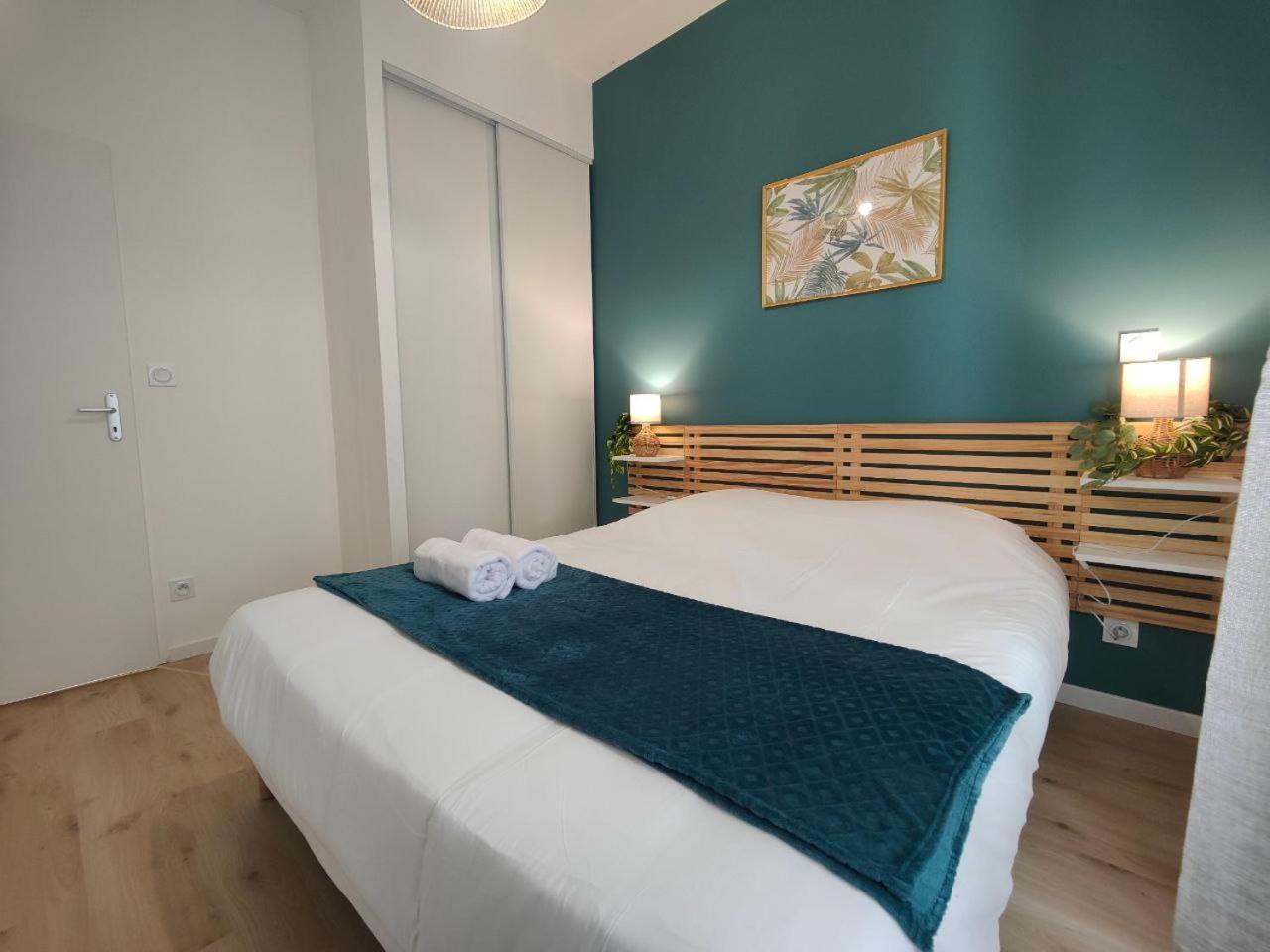 Appartements A Theme Clermont-Ferrand Exterior photo