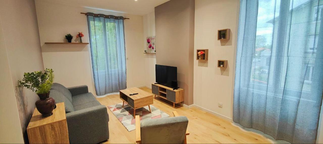 Appartements A Theme Clermont-Ferrand Exterior photo